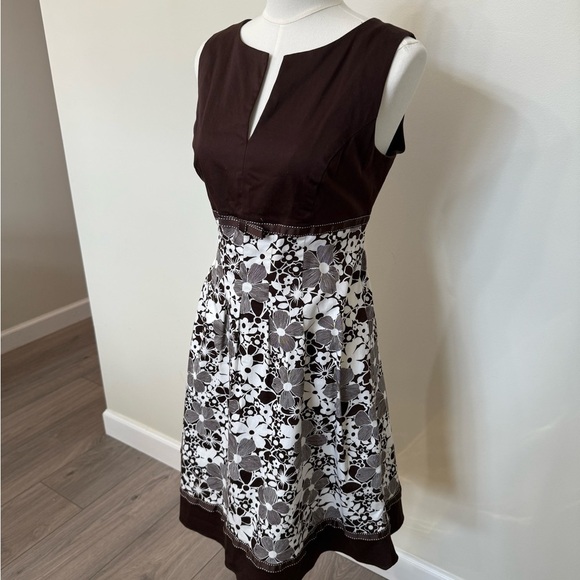 Perceptions Brown and White Floral Midi Dress - Picture 2 of 5